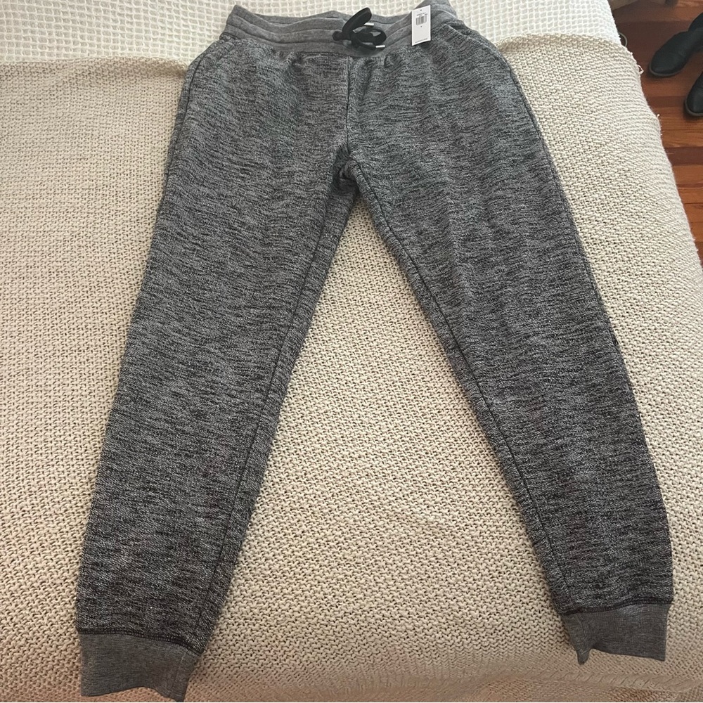 NWT Old Navy Mid-Rise Vintage Street Jogger Pants - Size Small